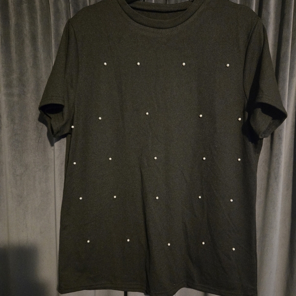 NEW TEE SHIRT size 3xl=18 black with white faux pearls - Picture 2 of 4